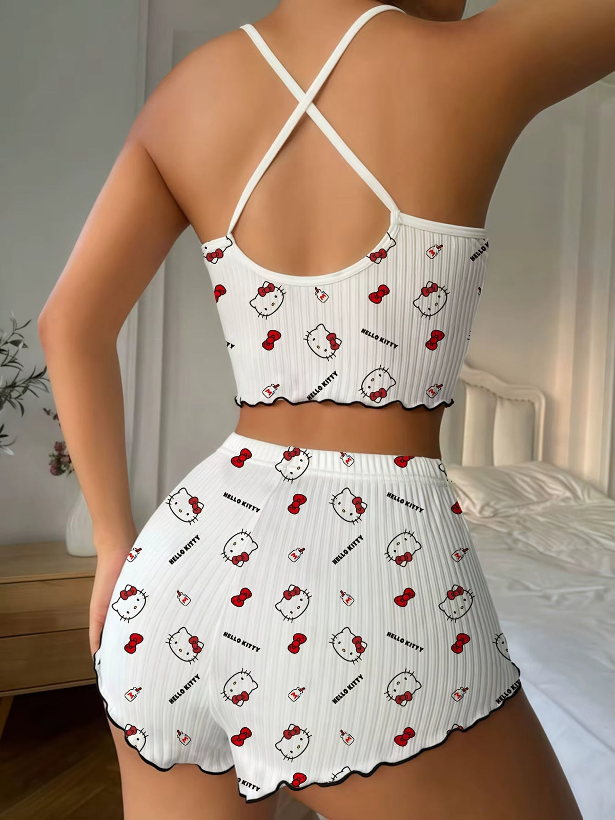 Sanrio Hello Kitty Bowknot Suspender Top Shorts Casual 2pcs Pajama Set Fashionable Thin Shoulder Strap Sexy Sleepwear Soft Pj